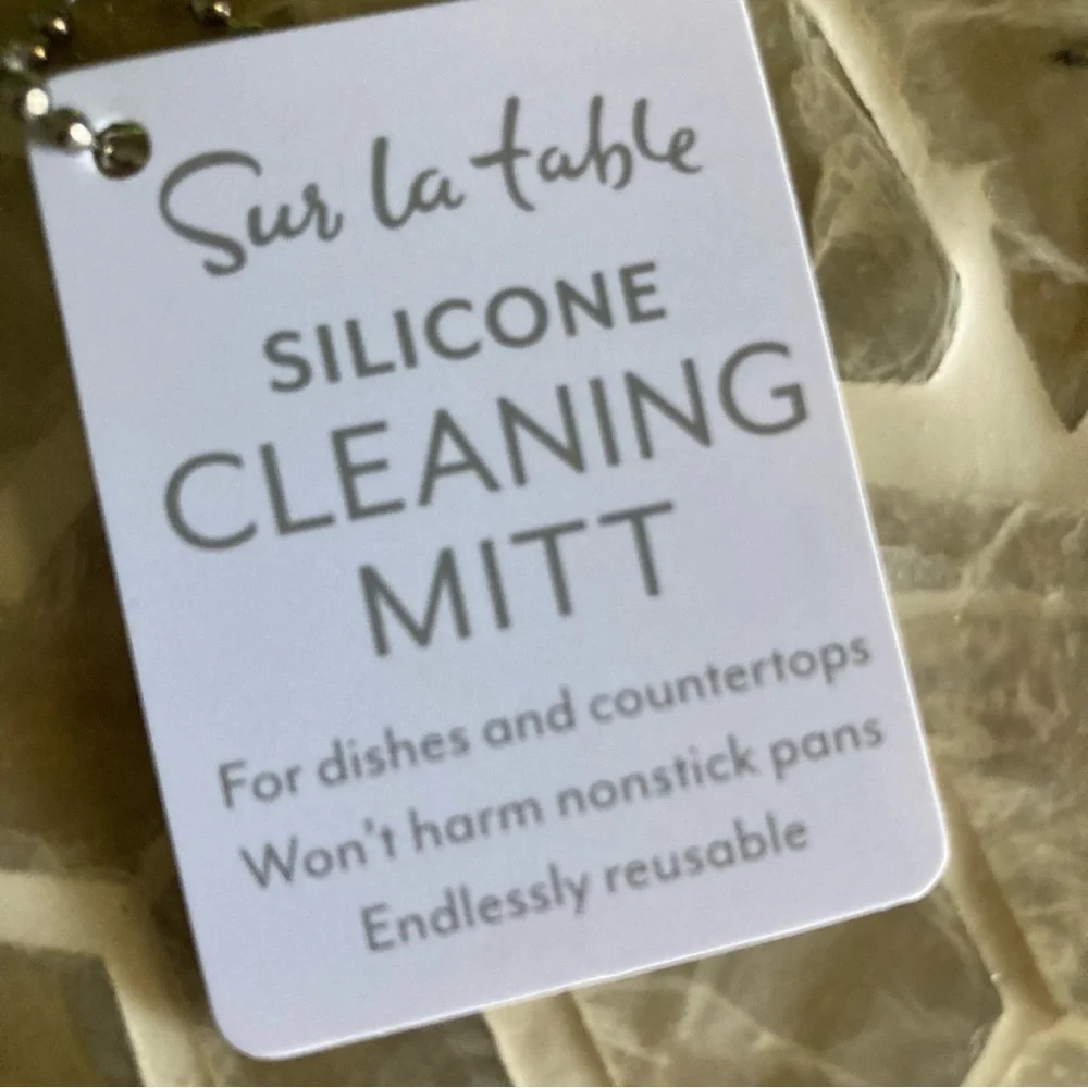 NEW! Sur La Table Silicone Cleaning Mitt (bundle of 2)
